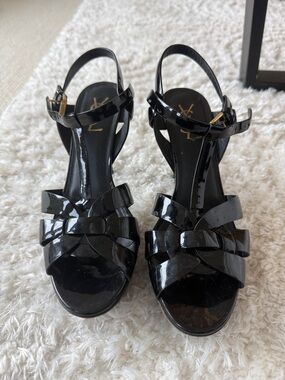 Saint Laurent Tribute Black Patent Leather Knotted Slingback Sandals